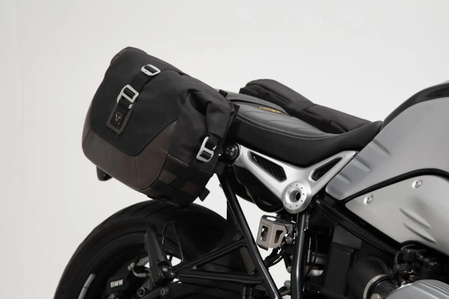 SW-MOTECH - SIDEBAG SYS LEGEND LC - 35011472