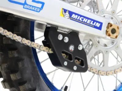AXP RACING - CHAIN GUIDE TM RACING 18-23 BK - 12311684