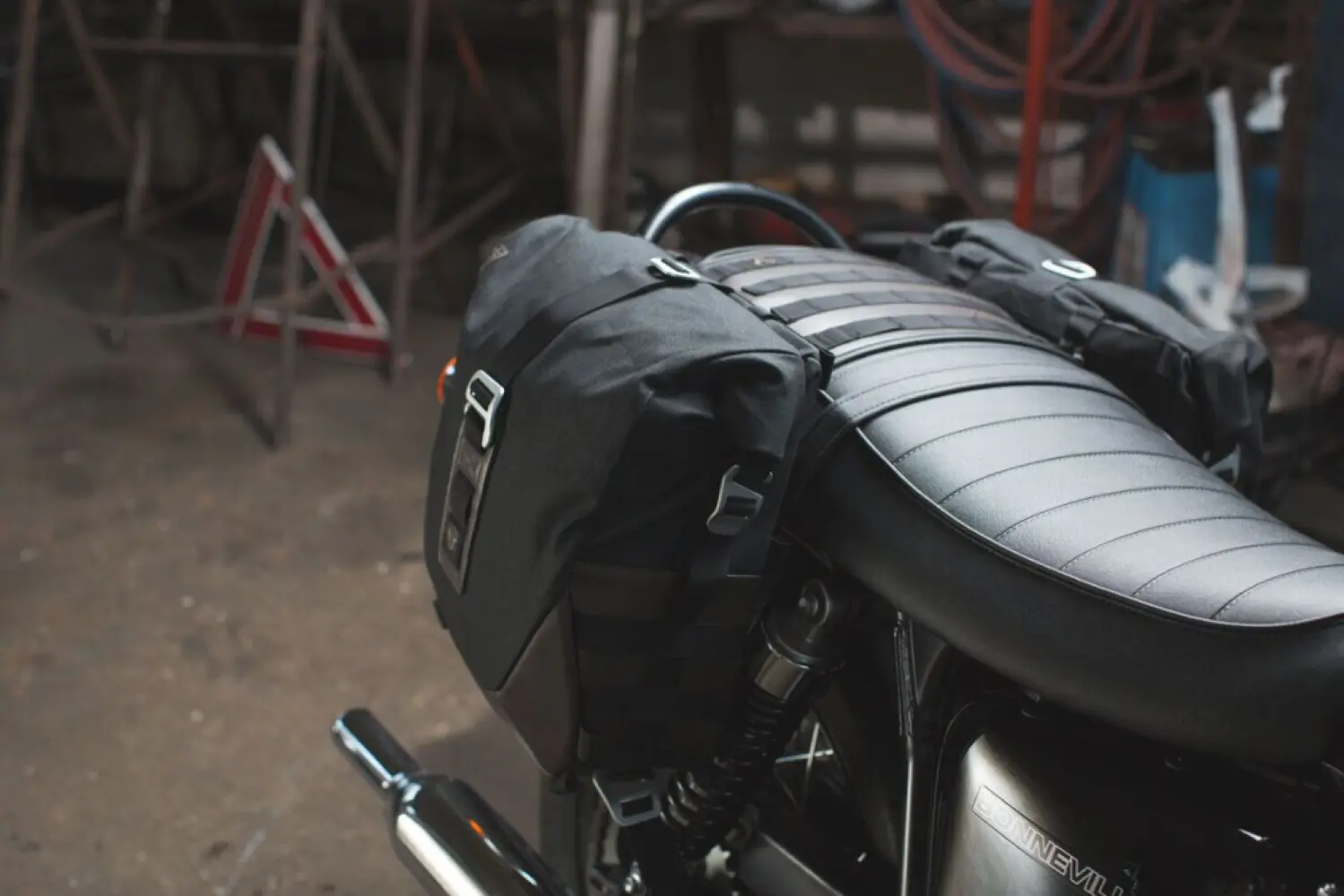 SW-MOTECH - LEGEND GEAR SADDLEBAG SET - 35011773