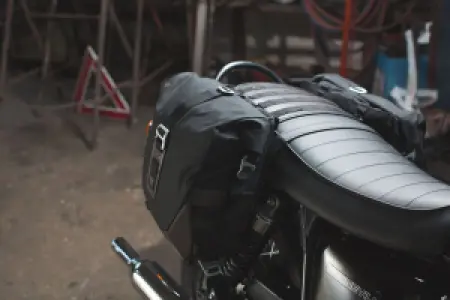 SW-MOTECH - LEGEND GEAR SADDLEBAG SET - 35011773