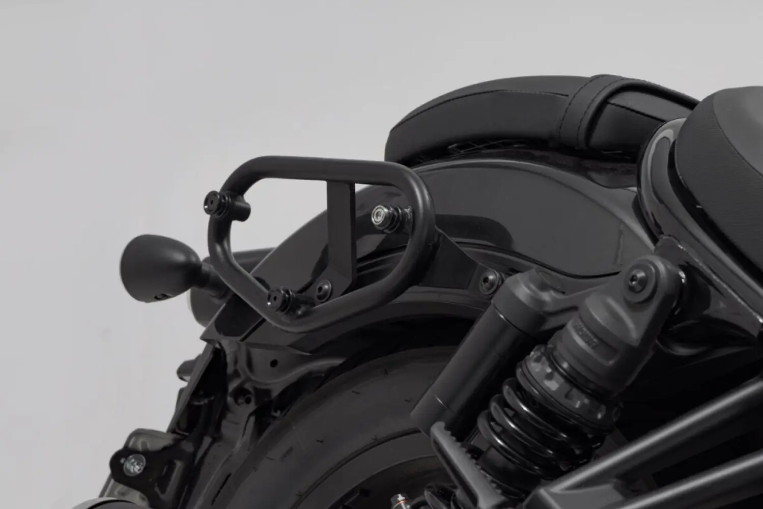 SW-MOTECH - SIDEBAG SYS LEGEND LC - 35011929