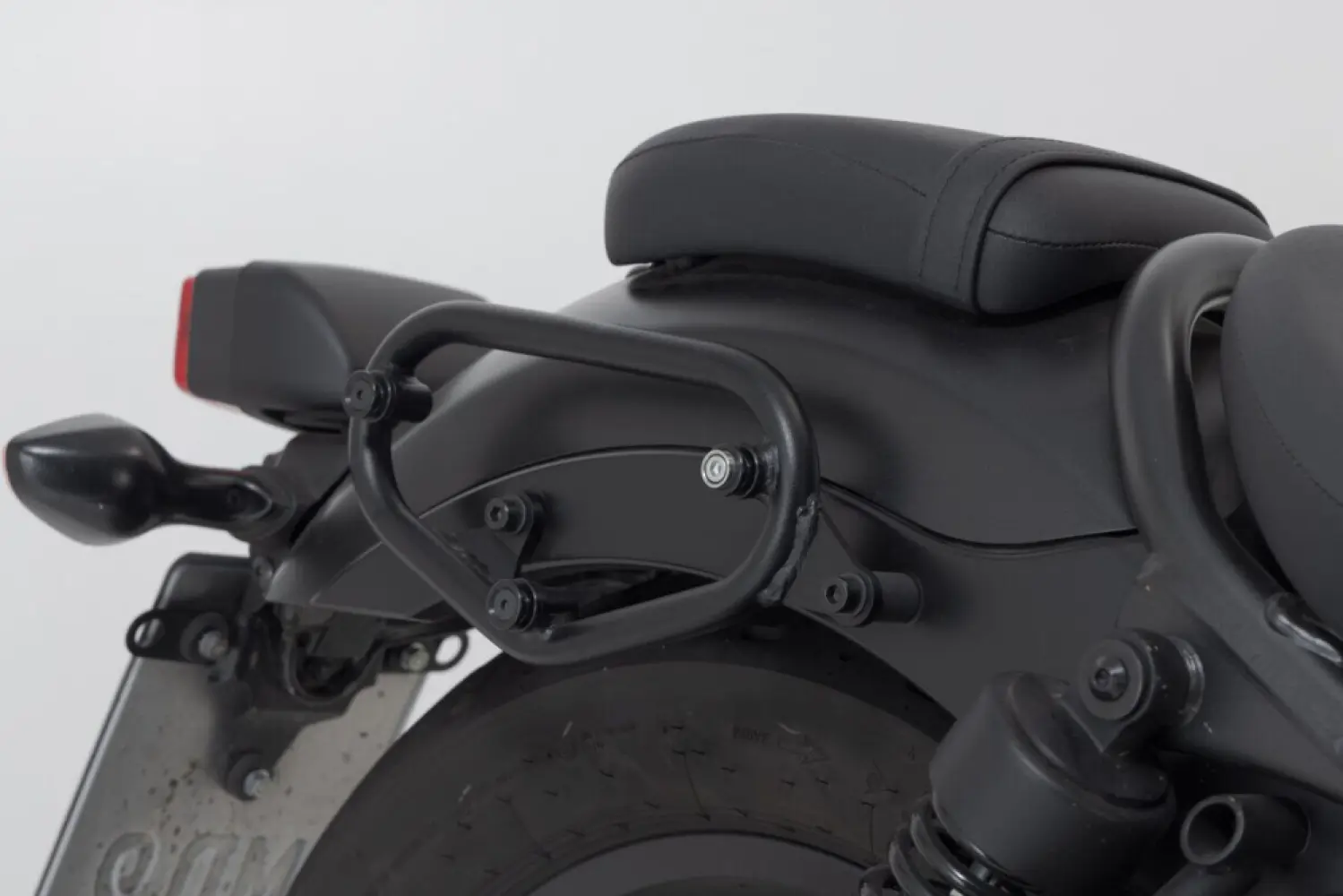 SW-MOTECH - SIDEBAG SYS LEGEND LC - 35012136