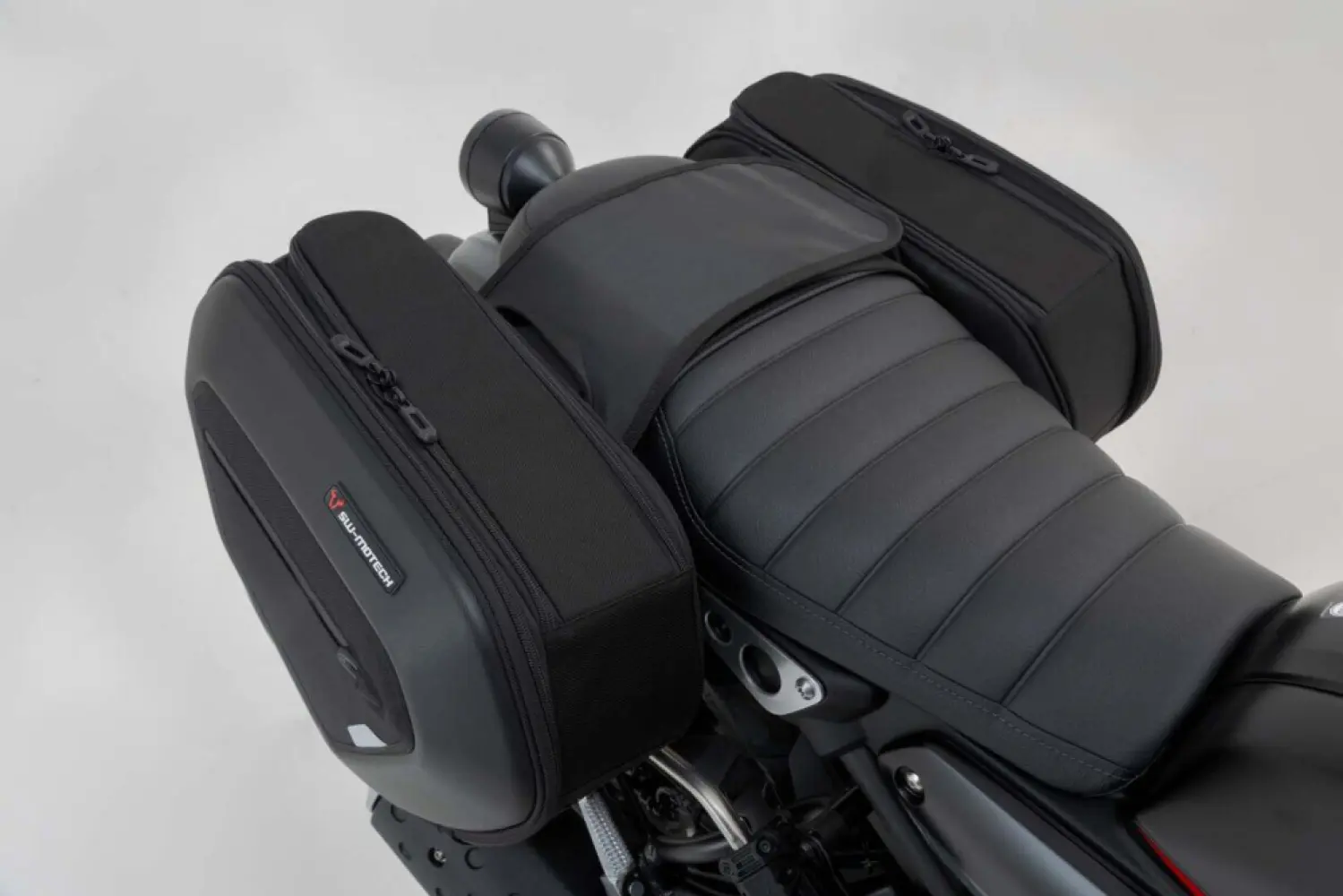 SW-MOTECH - PRO BLAZE H SADDLEBAG SET - 35012175