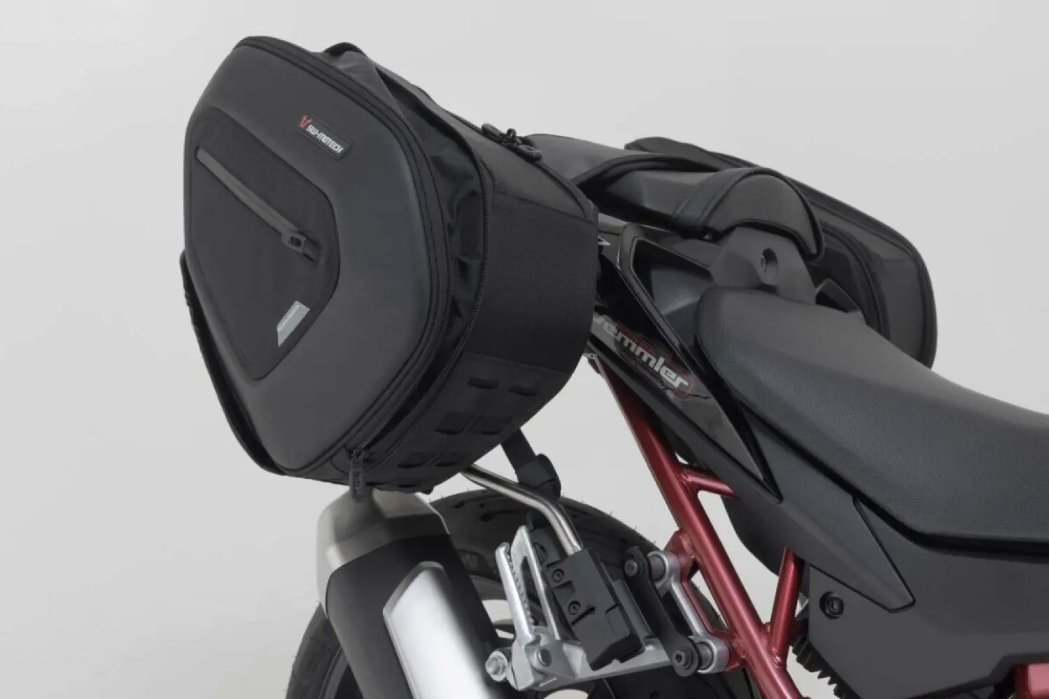 SW-MOTECH - PRO BLAZE H SADDLEBAG SET - 35012185
