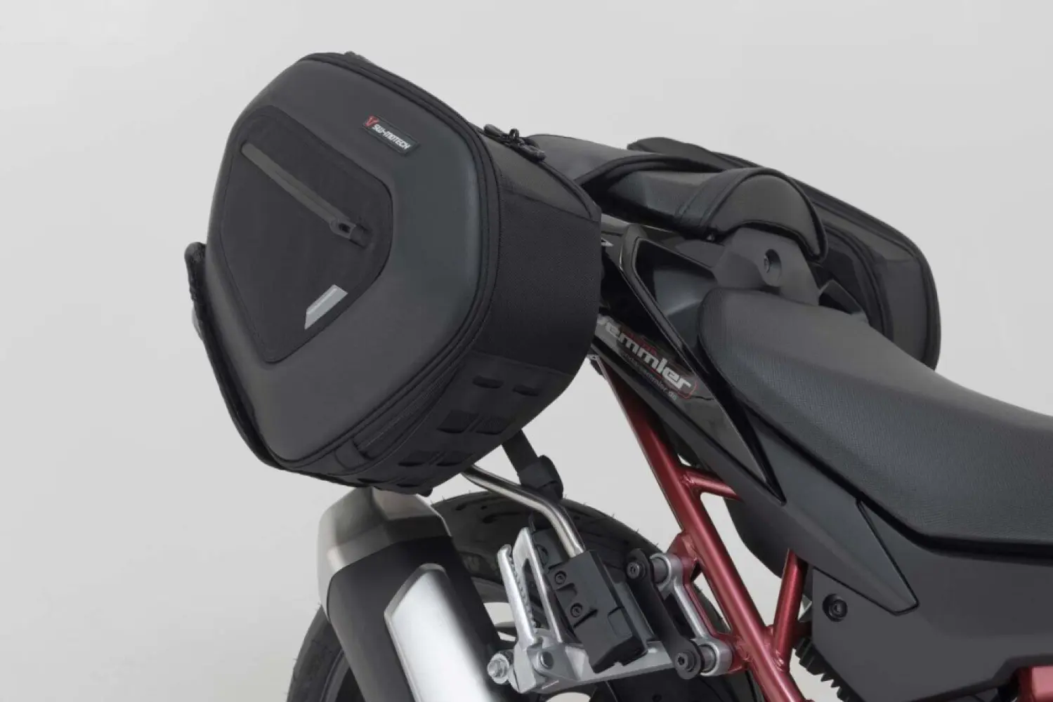 SW-MOTECH - PRO BLAZE H SADDLEBAG SET - 35012185