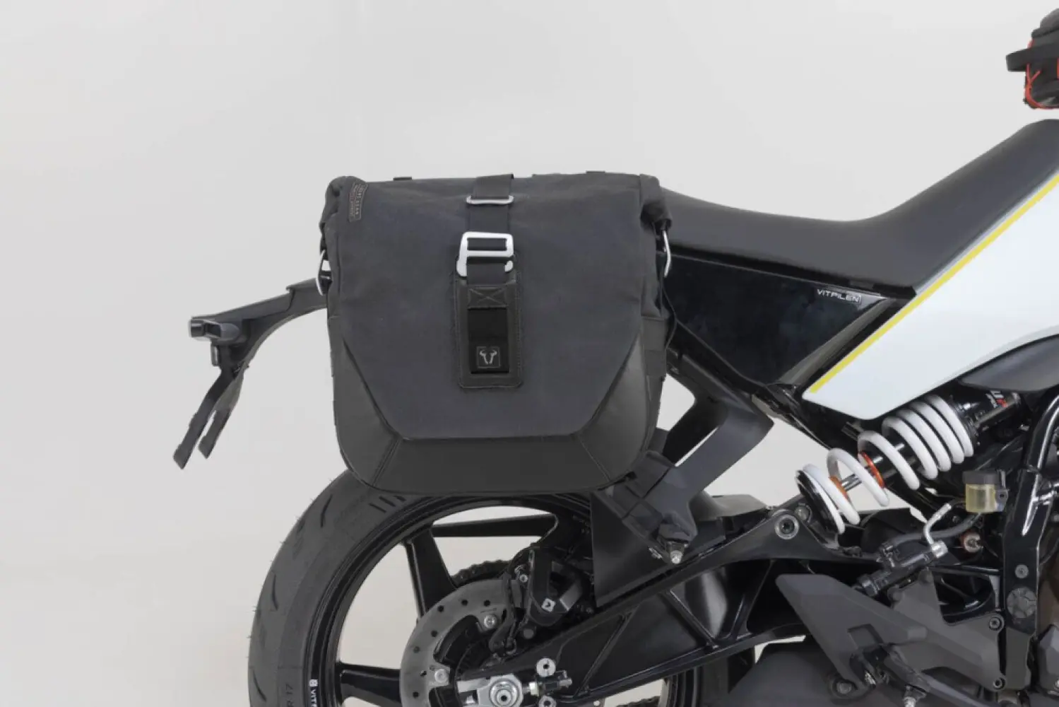 SW-MOTECH - LEGEND GEAR SIDE BAG SYSTEM LC - 35012215