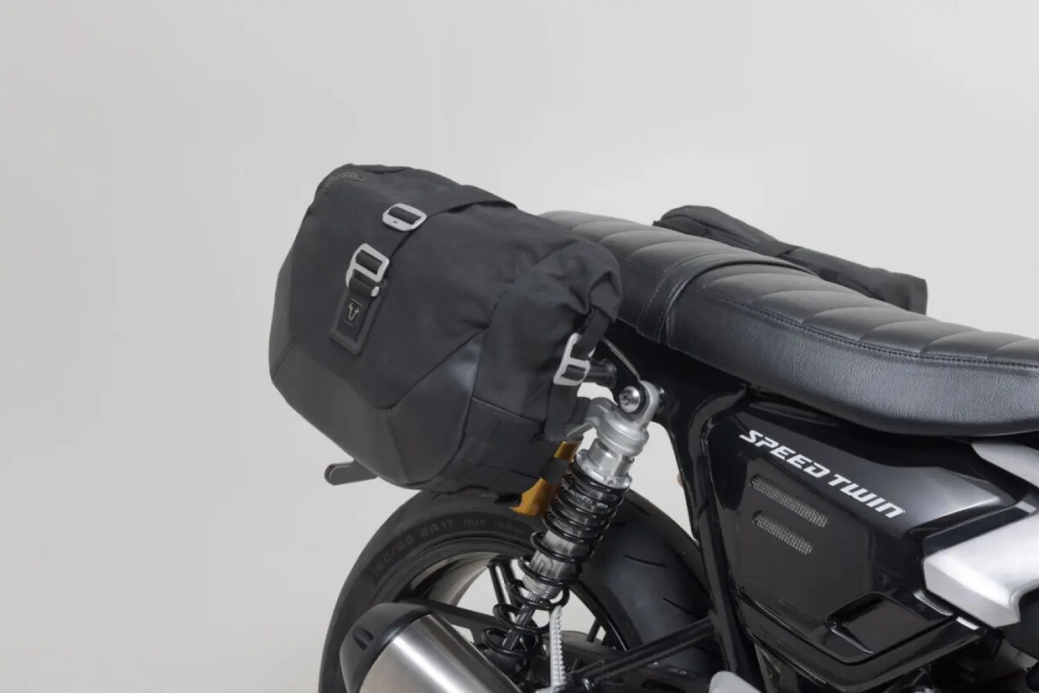 SW-MOTECH - LEGEND GEAR SADDLEBAG SET LC B - 35012251