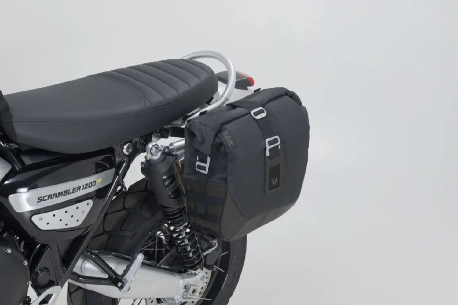 SW-MOTECH - LEGEND SIDE BAG SYSTEM LC BK - 35012254