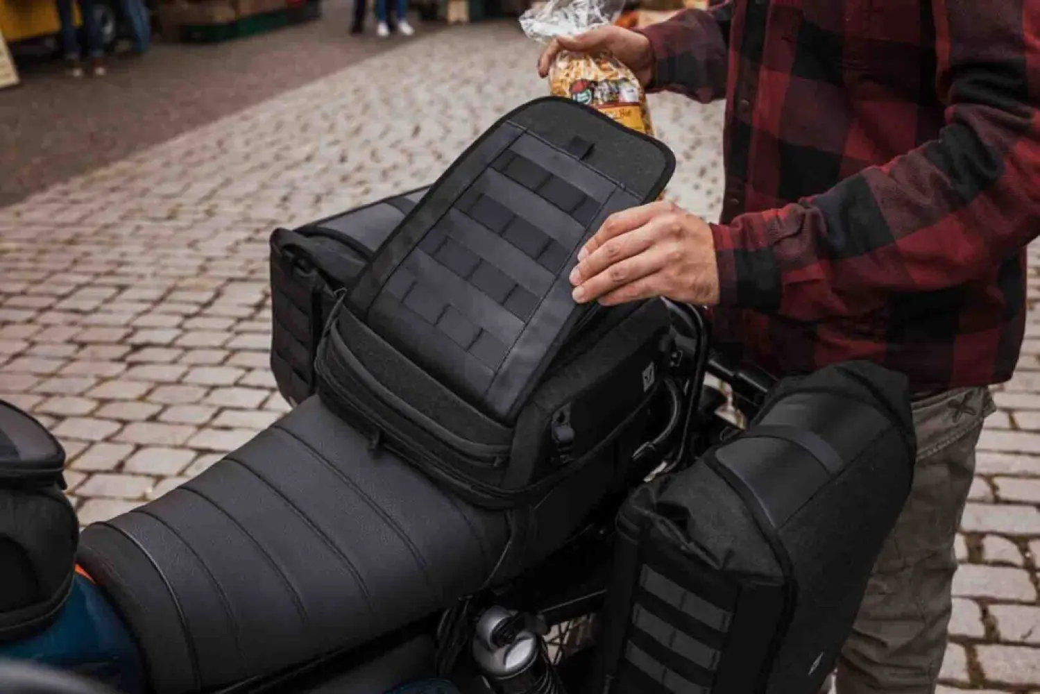 SW-MOTECH - LEGEND GEAR TAIL BAG LR3 - 35012295