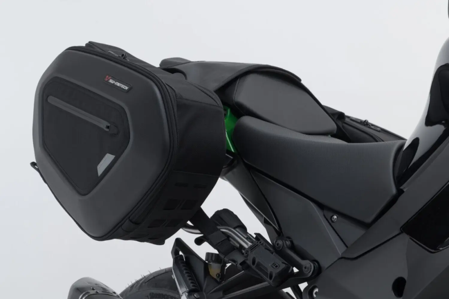 SW-MOTECH - PRO BLAZE H SADDLEBAG SET - 35100154