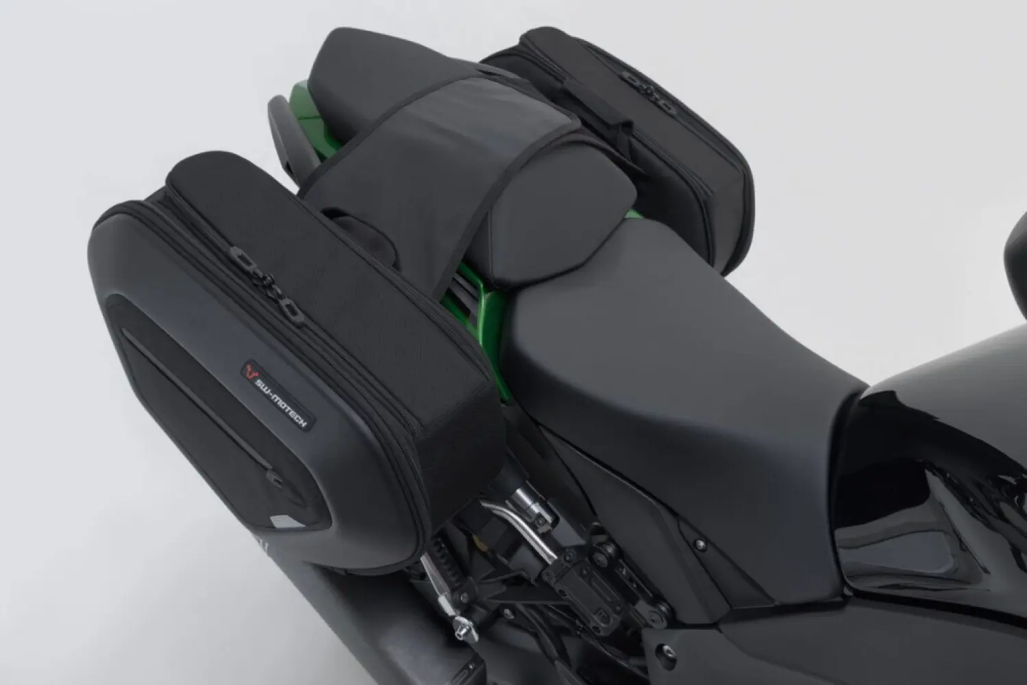 SW-MOTECH - PRO BLAZE H SADDLEBAG SET - 35100154