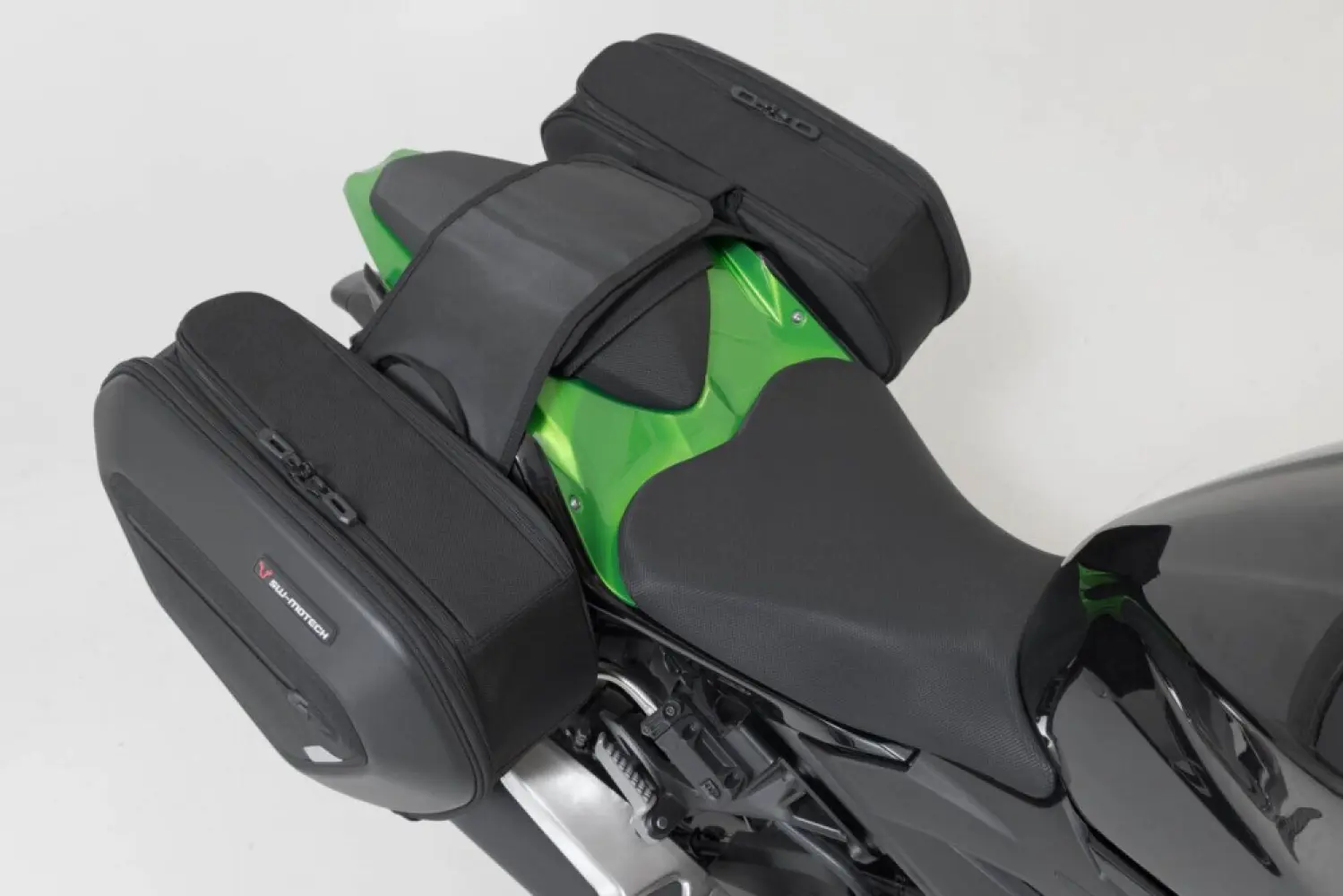 SW-MOTECH - PRO BLAZE H SADDLEBAG SET - 35100158