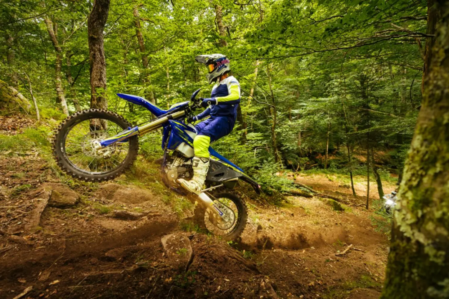 MICHELIN - ENDURO XTREM NHS 140/80 - 18 M - 03170508