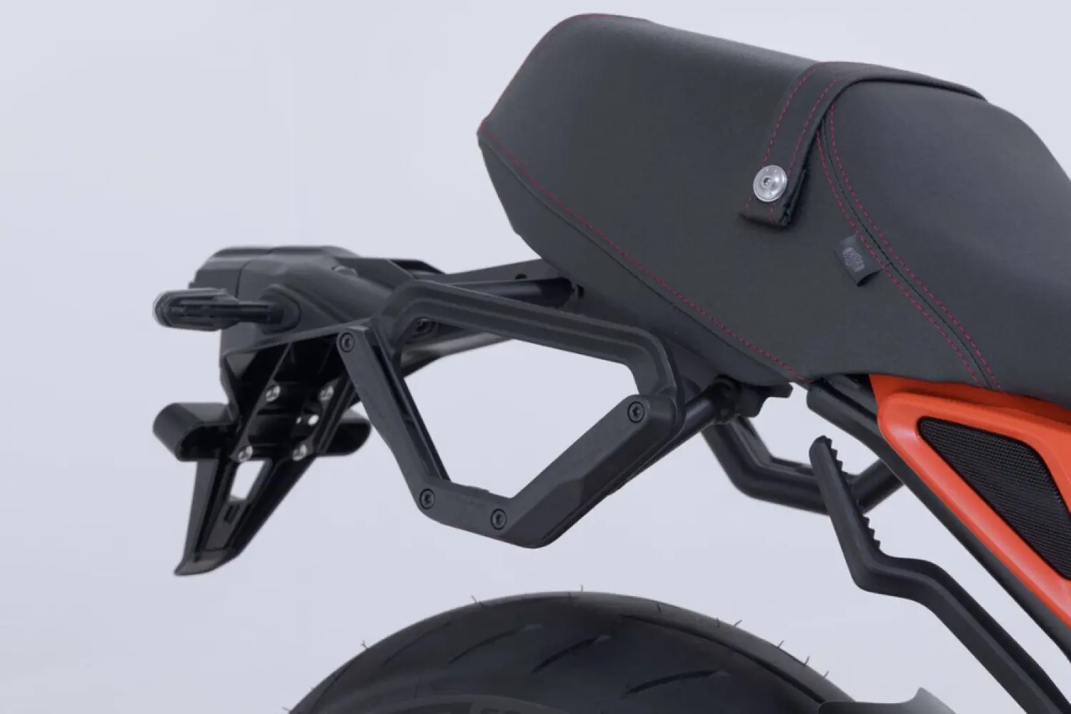 SW-MOTECH - V-LOC SIDE CARRIER RIGHT - 15101341