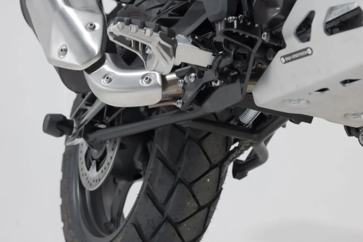 SW-MOTECH - CENTER STAND - 05100616