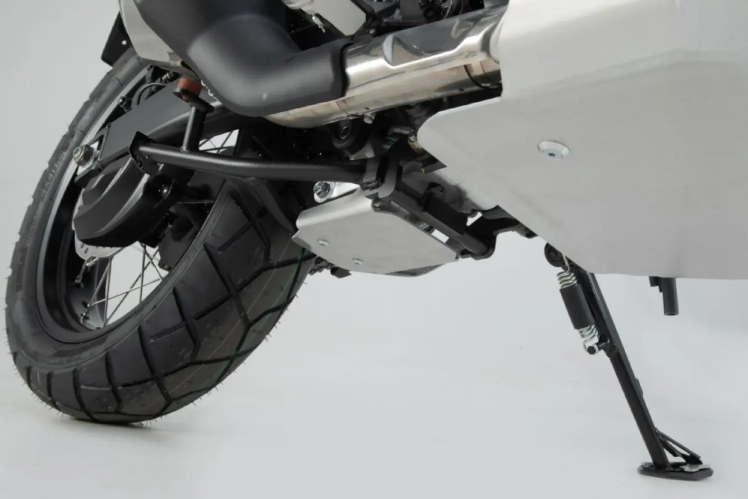 SW-MOTECH - CENTER STAND - 05100624