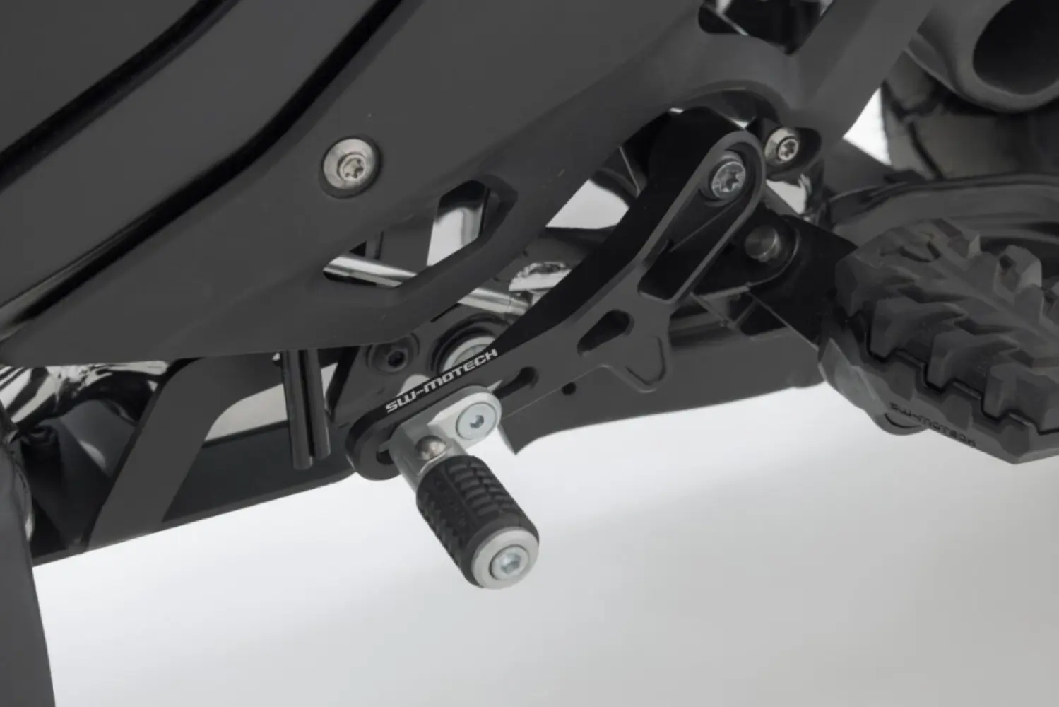 SW-MOTECH - GEAR LEVER R1300GS - 16021561