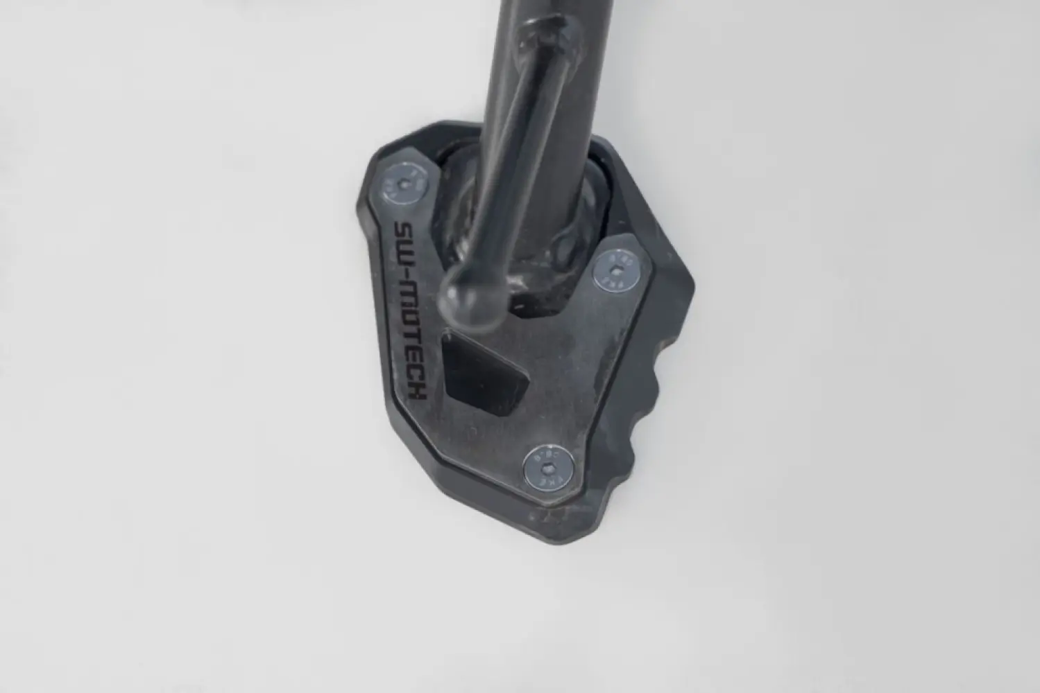 SW-MOTECH - SIDE STAND FOOT EXT - 05100667