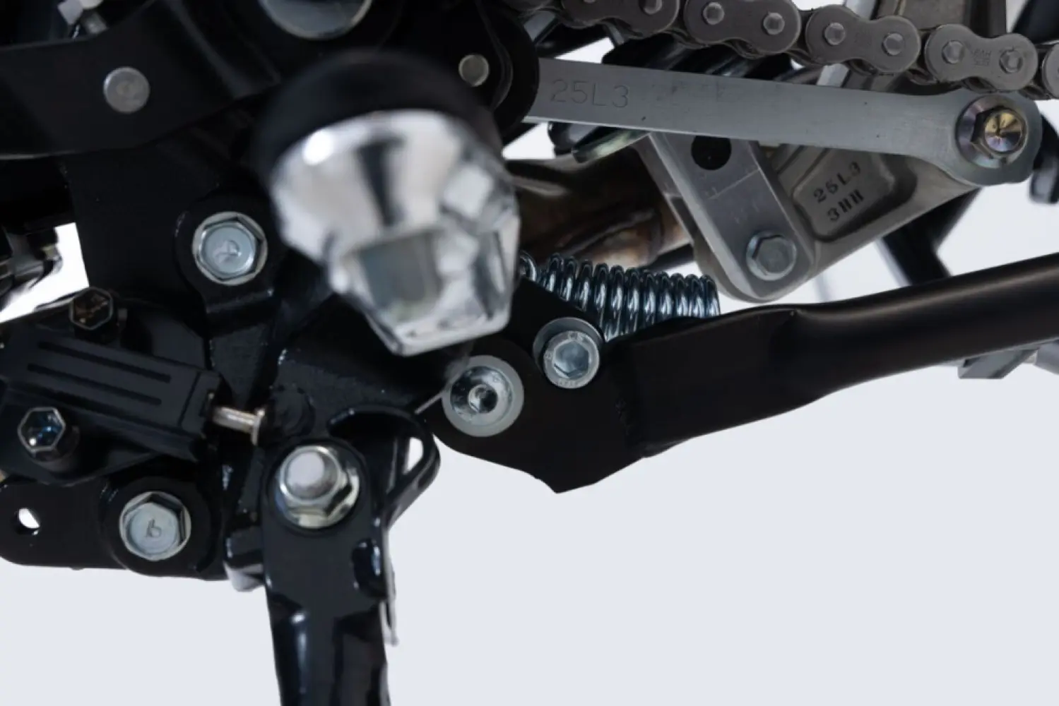 SW-MOTECH - CENTERSTAND - 05100688