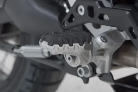SW-MOTECH - EVO FOOTREST KIT - 16202439