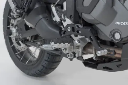 SW-MOTECH - EVO FOOTREST KIT - 16202439