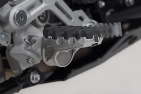 SW-MOTECH - EVO FOOTREST KIT - 16202463