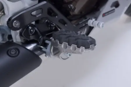 SW-MOTECH - EVO FOOTREST KIT - 16202751