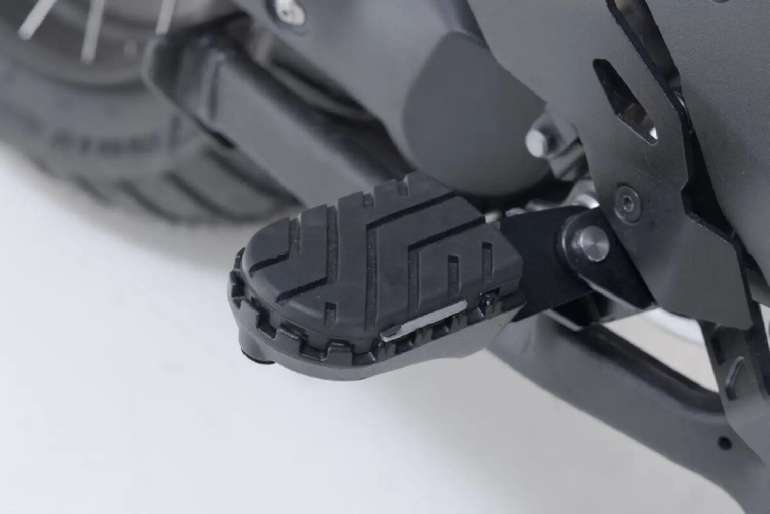 SW-MOTECH - FOOTREST KIT ION - 16202825