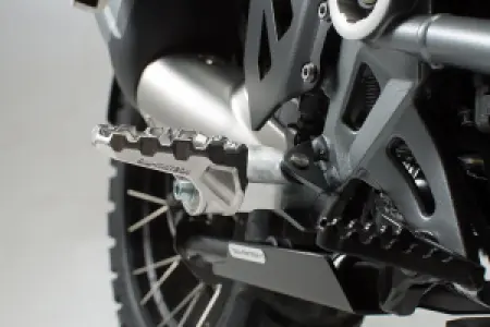 SW-MOTECH - EVO FOOTREST KIT - 16202832