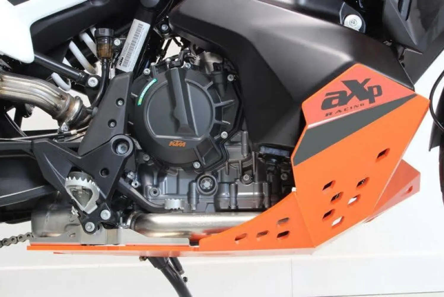 AXP RACING - ADV SKID PLATE KTM OR - 05062177