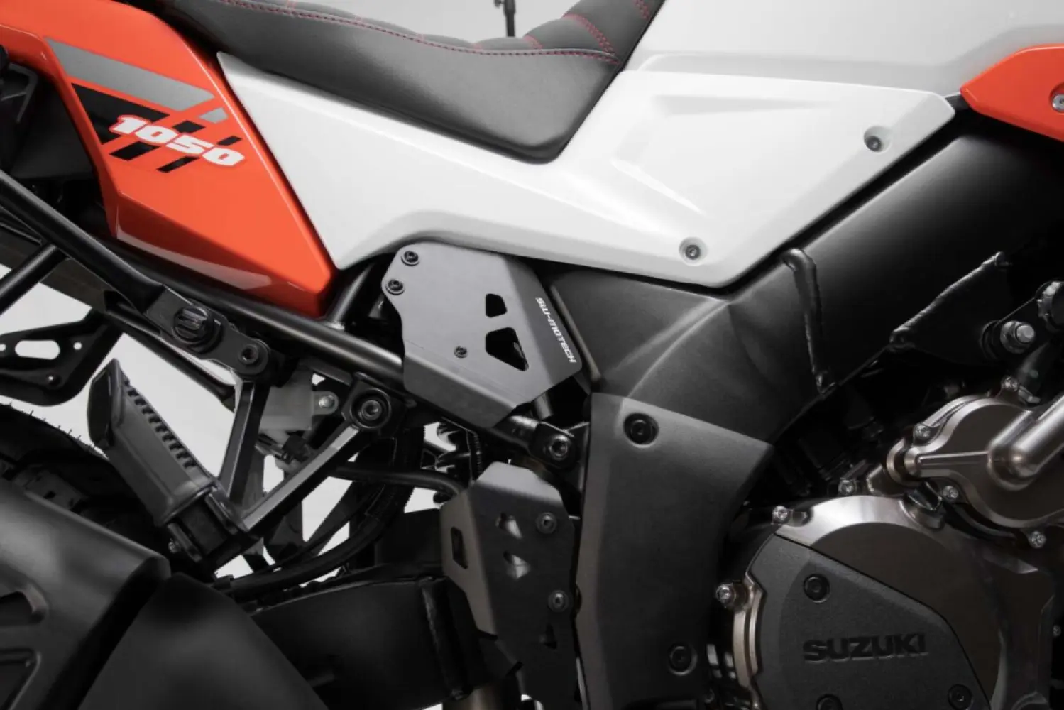 SW-MOTECH - SIDE COVER - 05052117