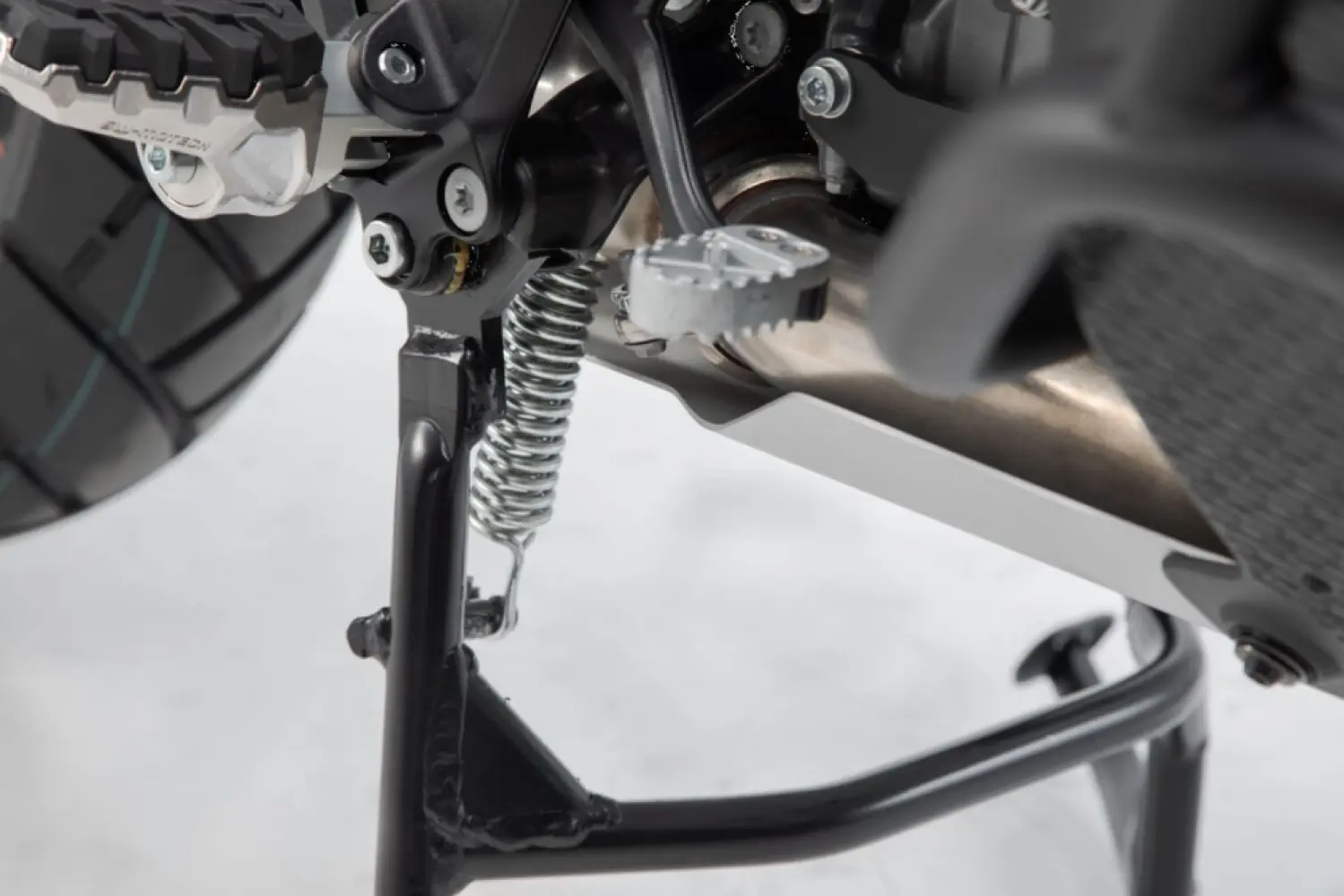 SW-MOTECH - CENTERSTAND - 05100589