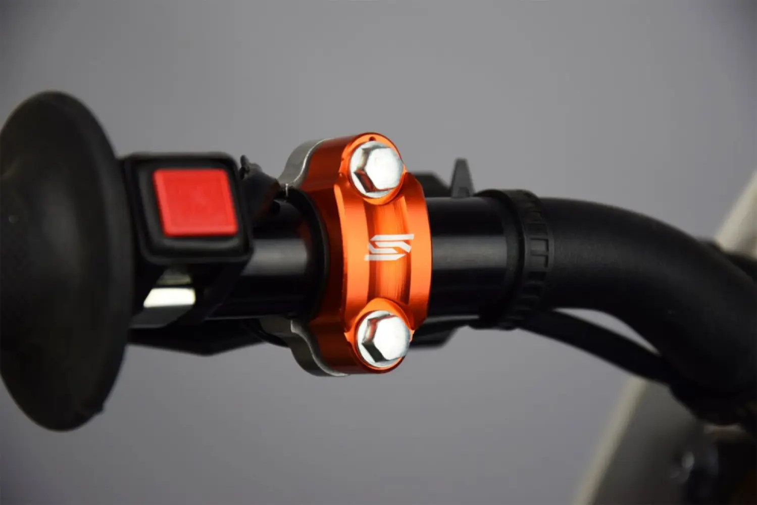 SCAR RACING - UNIV ROTATING BAR CLMP OR - 06030807