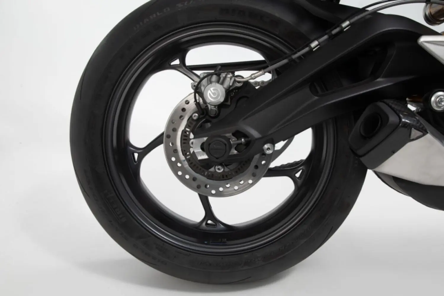 SW-MOTECH - REAR AXLE SLIDER SET - 05052183