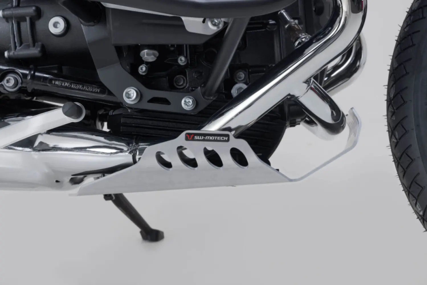 SW-MOTECH - ENGINE GUARD SILVER - 05062343