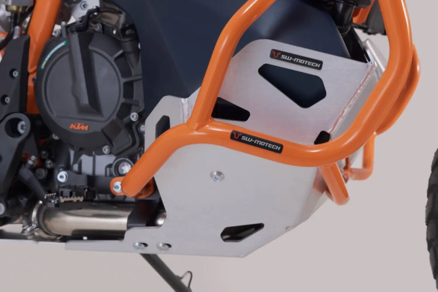 SW-MOTECH - ENGINE GUARD - 05062370