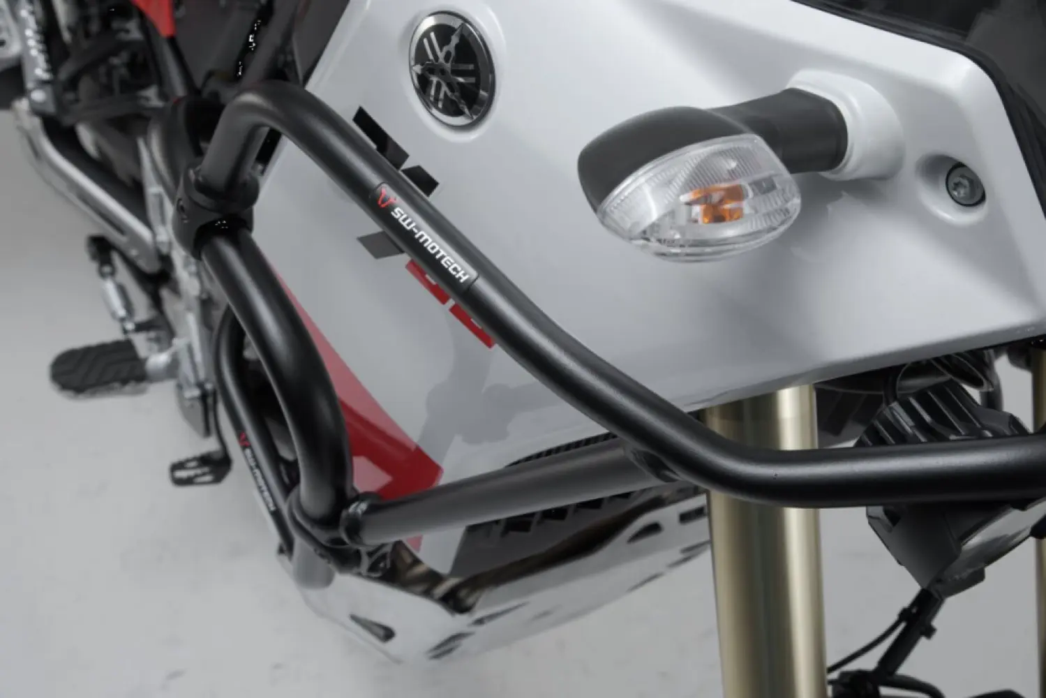 SW-MOTECH - UPPER CRASH BAR - 05052422