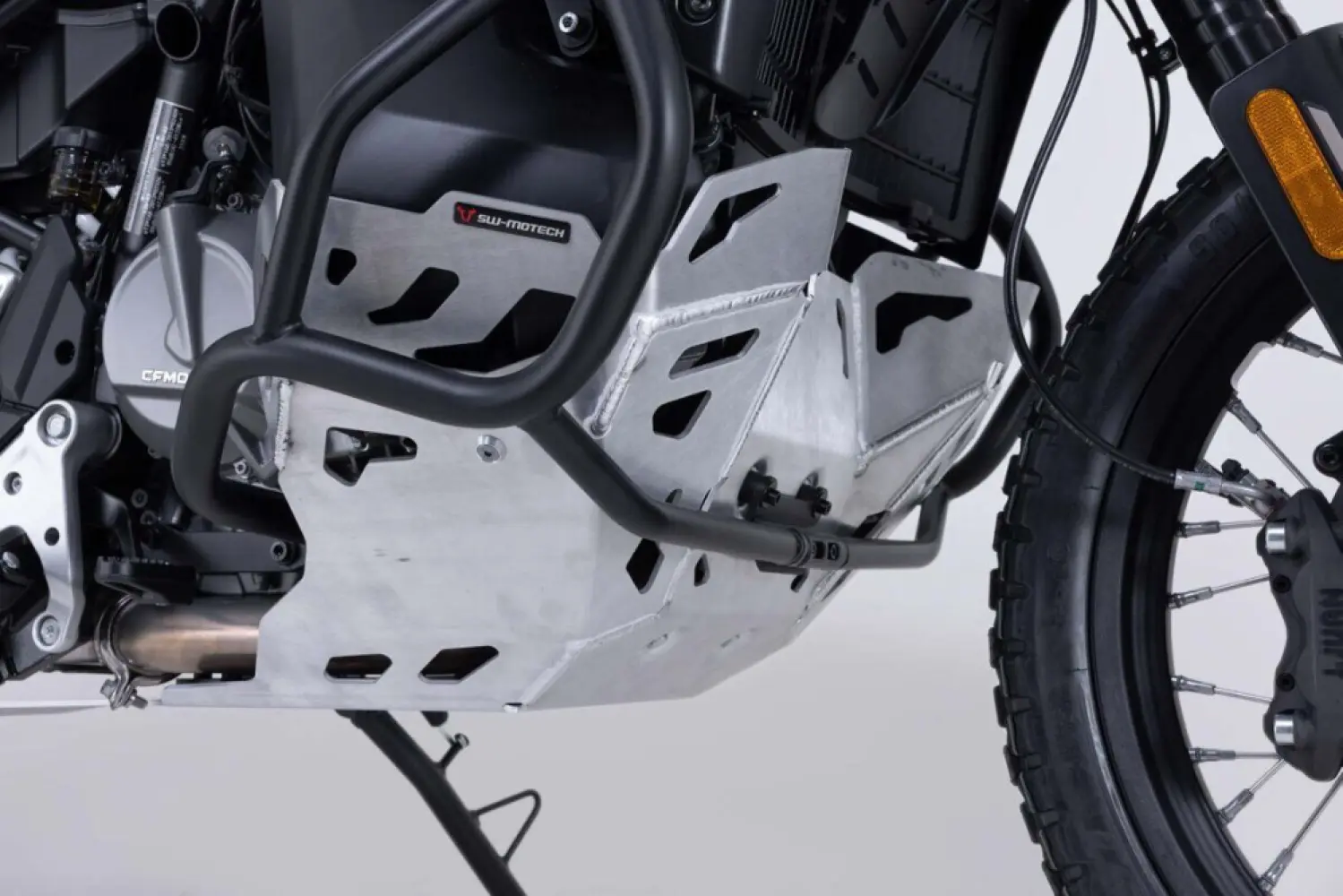 SW-MOTECH - ENGINE GUARD SILVER - 05062582