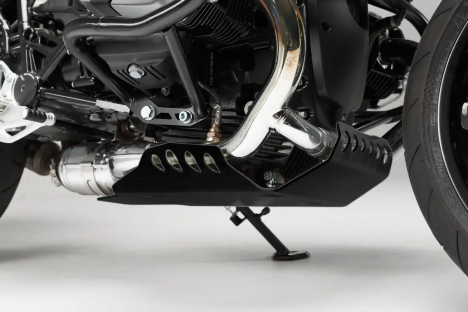 SW-MOTECH - ENGINE GUARD - 05061746