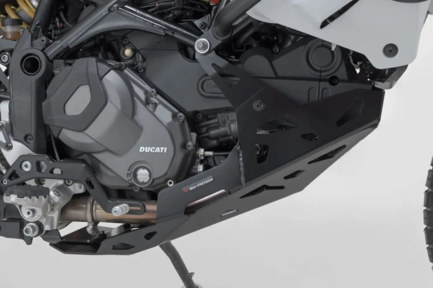 SW-MOTECH - ENGINE GUARD - 05061938
