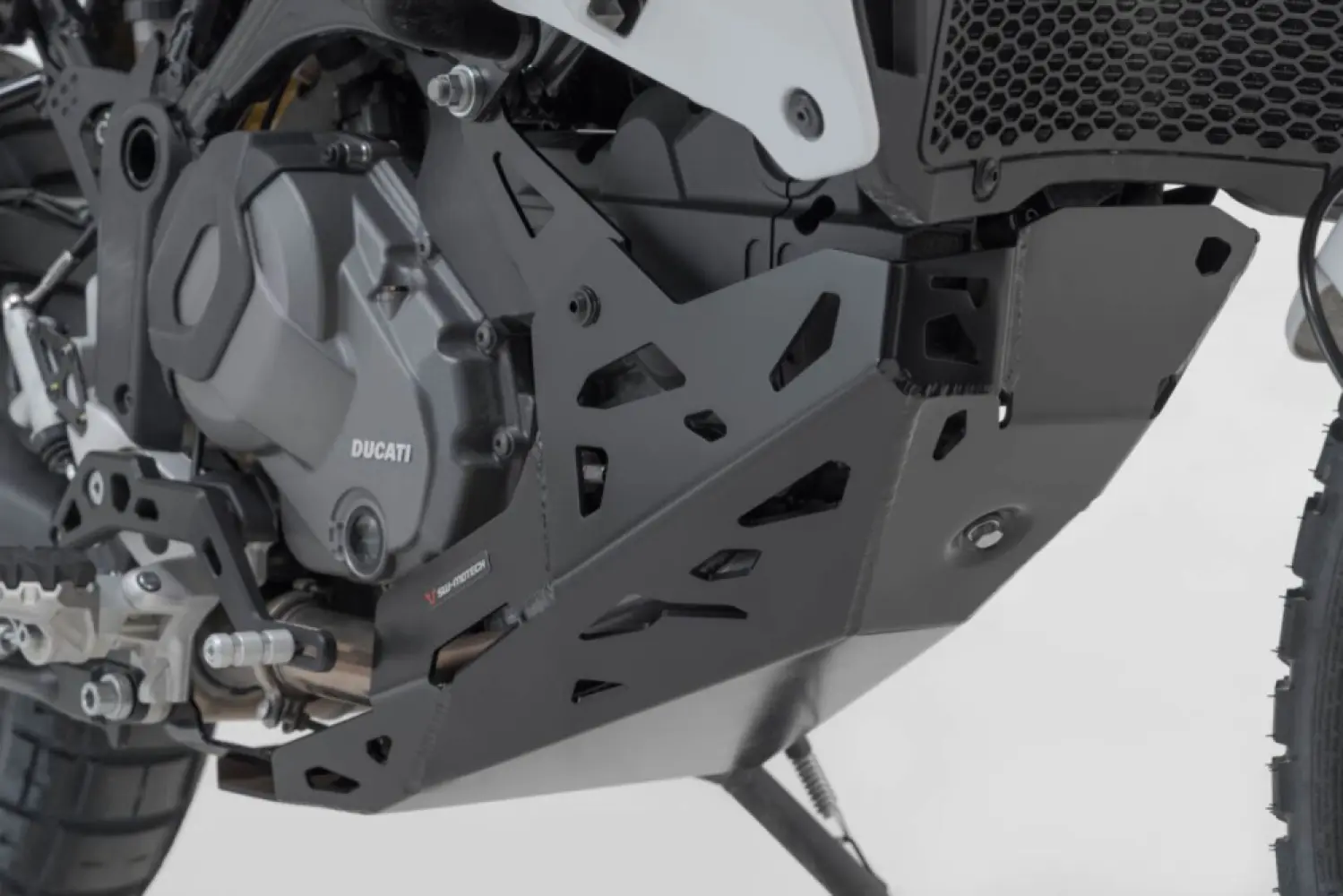 SW-MOTECH - ENGINE GUARD - 05061938
