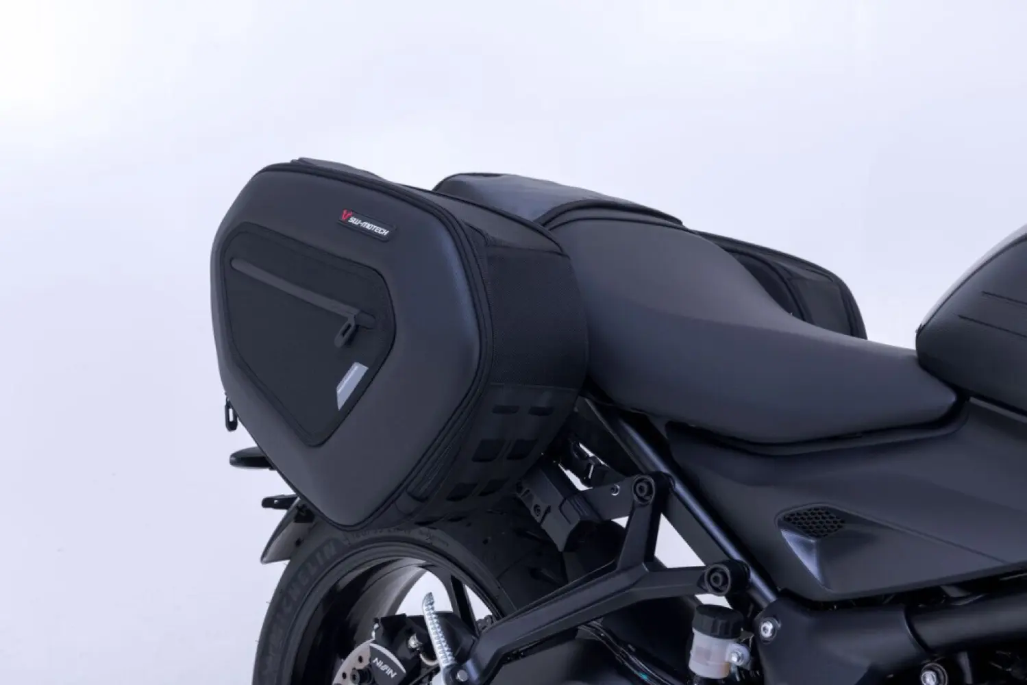 SW-MOTECH - PRO BLAZE H SADDLEBAG SET - 35012072