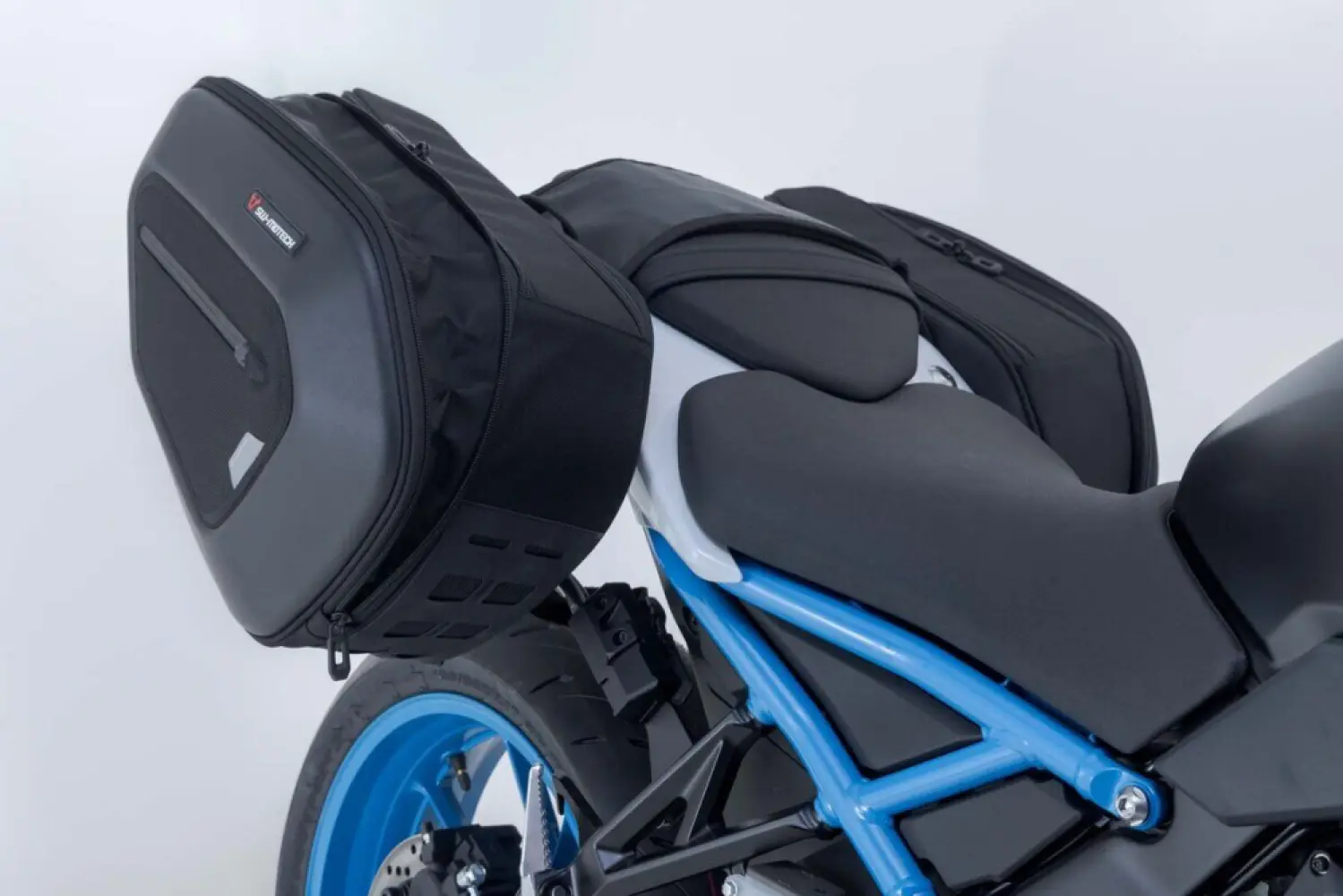 SW-MOTECH - PRO BLAZE H SADDLEBAG SET - 35012081