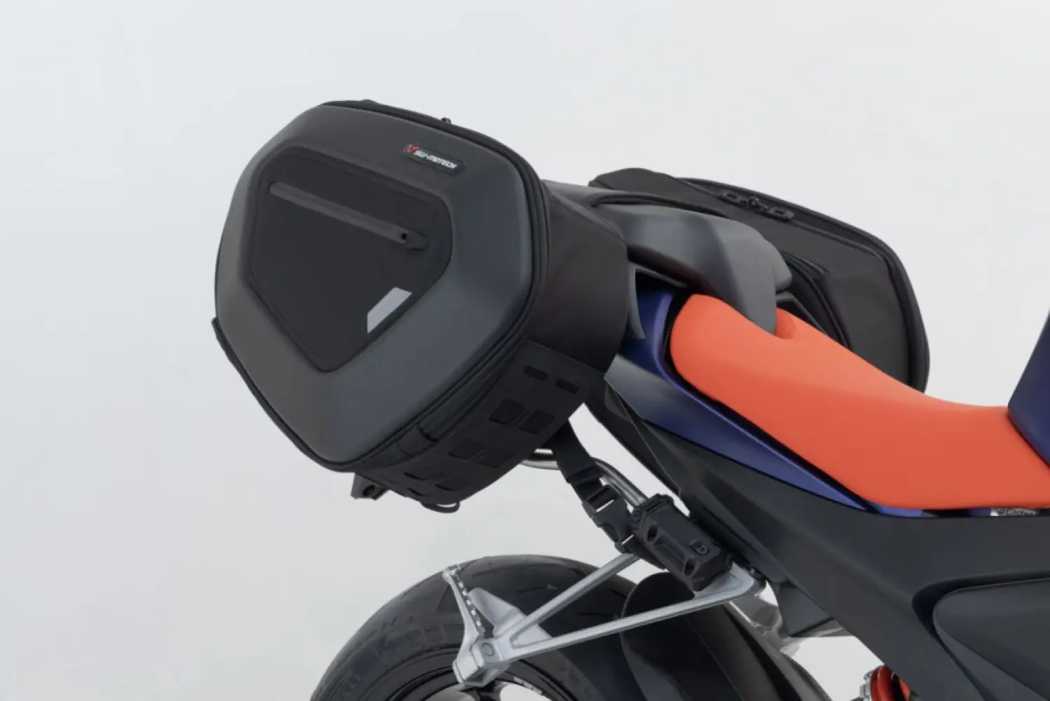 SW-MOTECH - PRO BLAZE H SADDLEBAG SET - 35012117