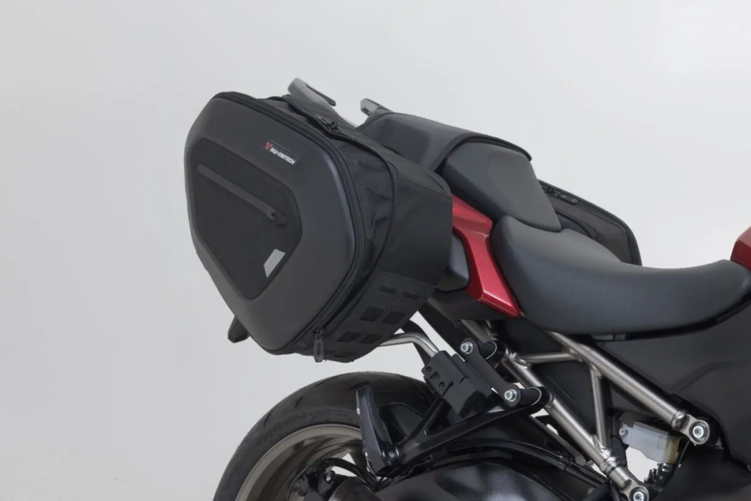 SW-MOTECH - PRO BLAZE H SADDLEBAG SET - 35012369