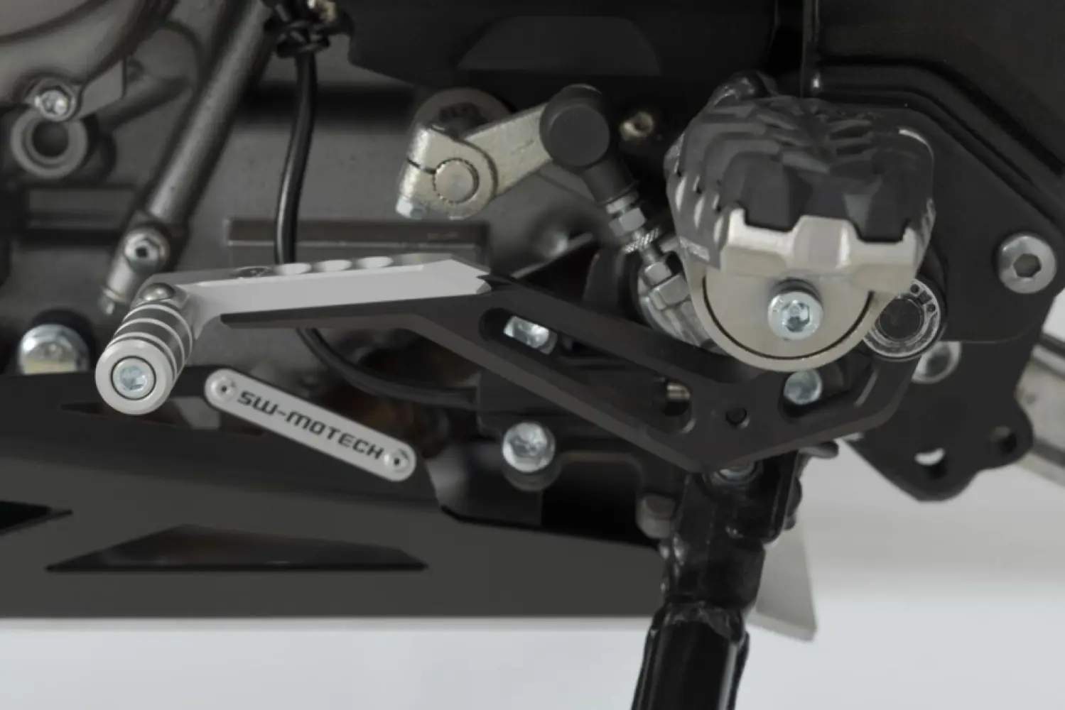 SW-MOTECH - GEAR LEVER  - 16021519