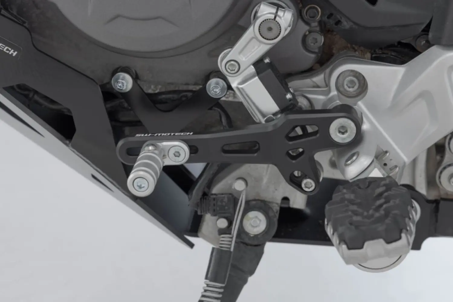 SW-MOTECH - GEAR LEVER - 16021534