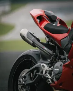 AKRAPOVIC - EXHAUST EVO PANIGALE V2 - 18103334