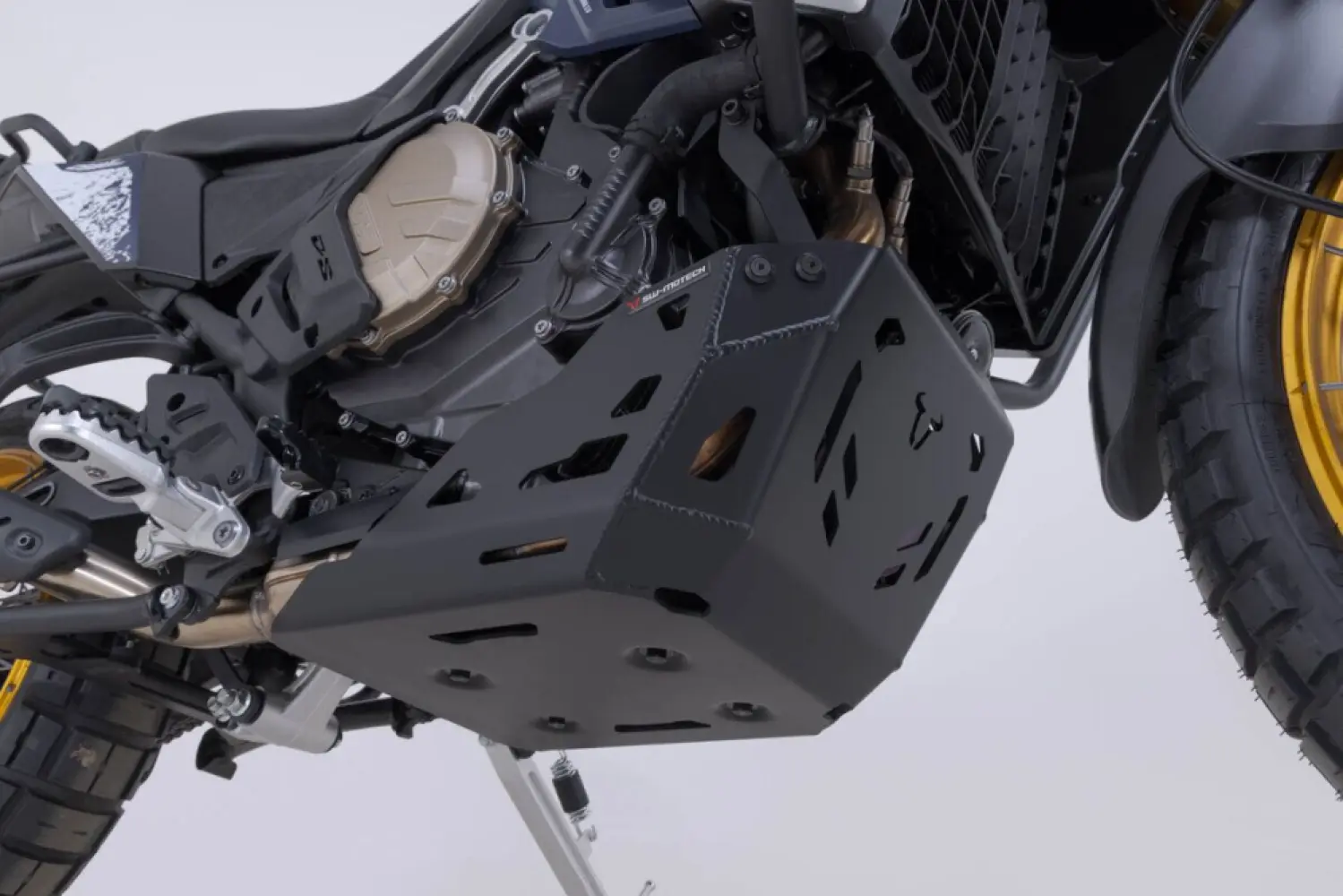SW-MOTECH - ENGINE GUARD BLACK - 05062648