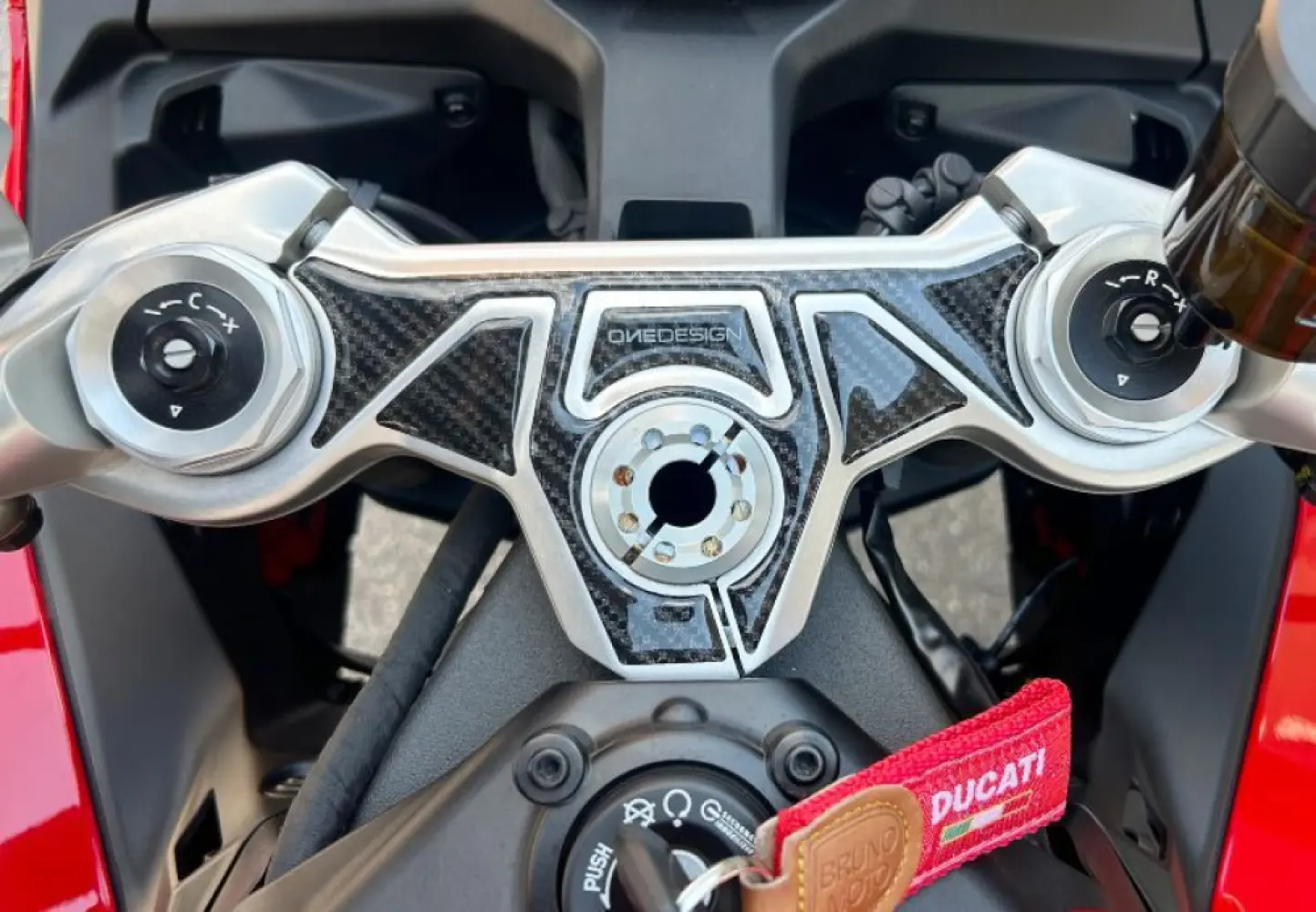 ONEDESIGN - YOKE PROTECTOR PANIGALE V2 - 43011122